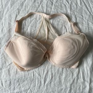 Passionata 34ddd lace euro bra (fits like 32-34 D-DD)